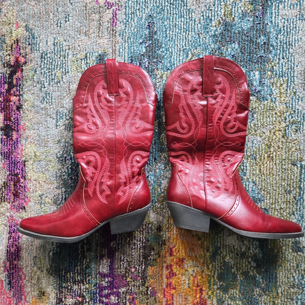 Women's Red Western Embroidered Cowboy Boots